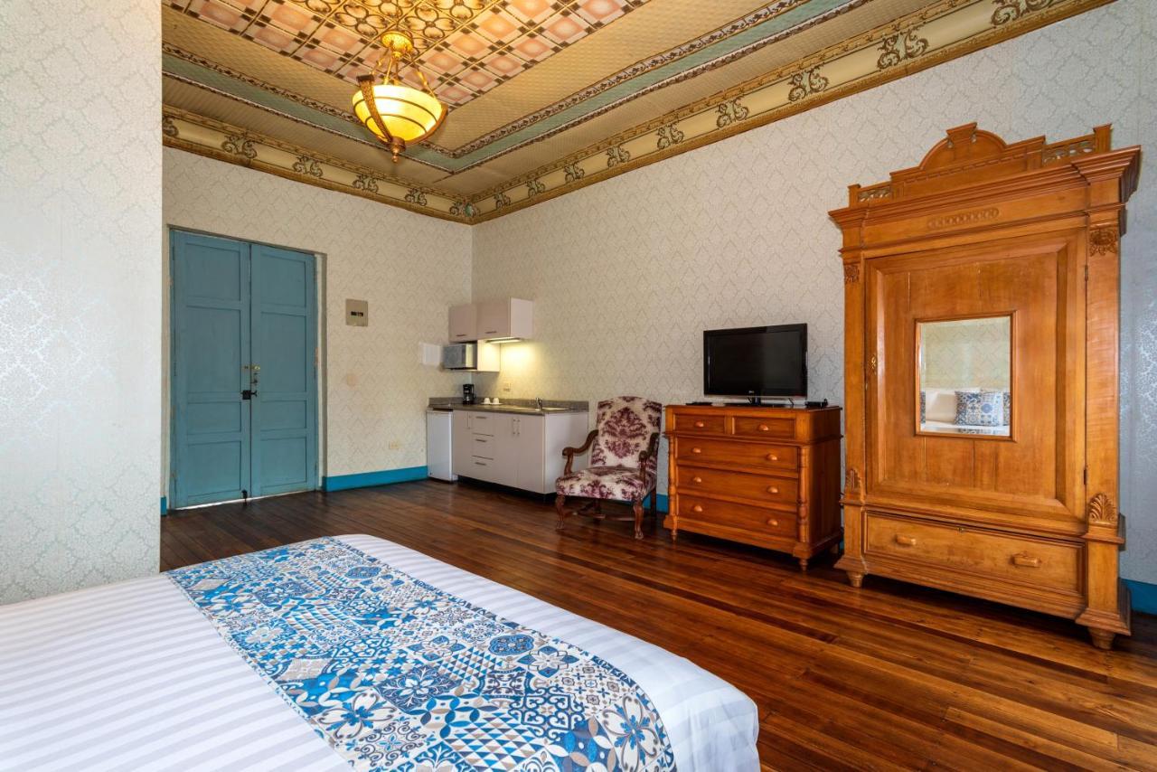 Del Parque Hotel & Suites Куэнка Экстерьер фото