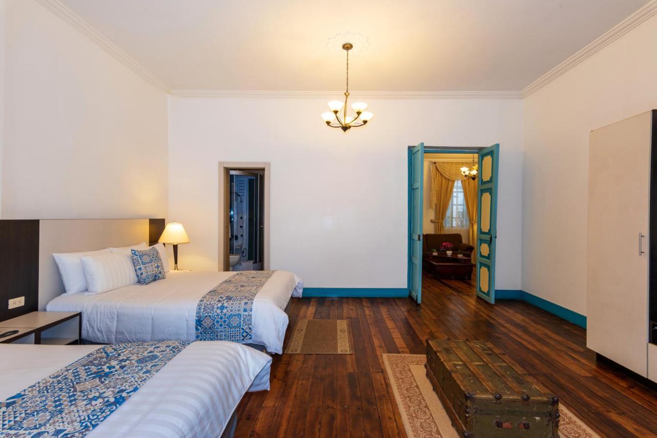Del Parque Hotel & Suites Куэнка Экстерьер фото