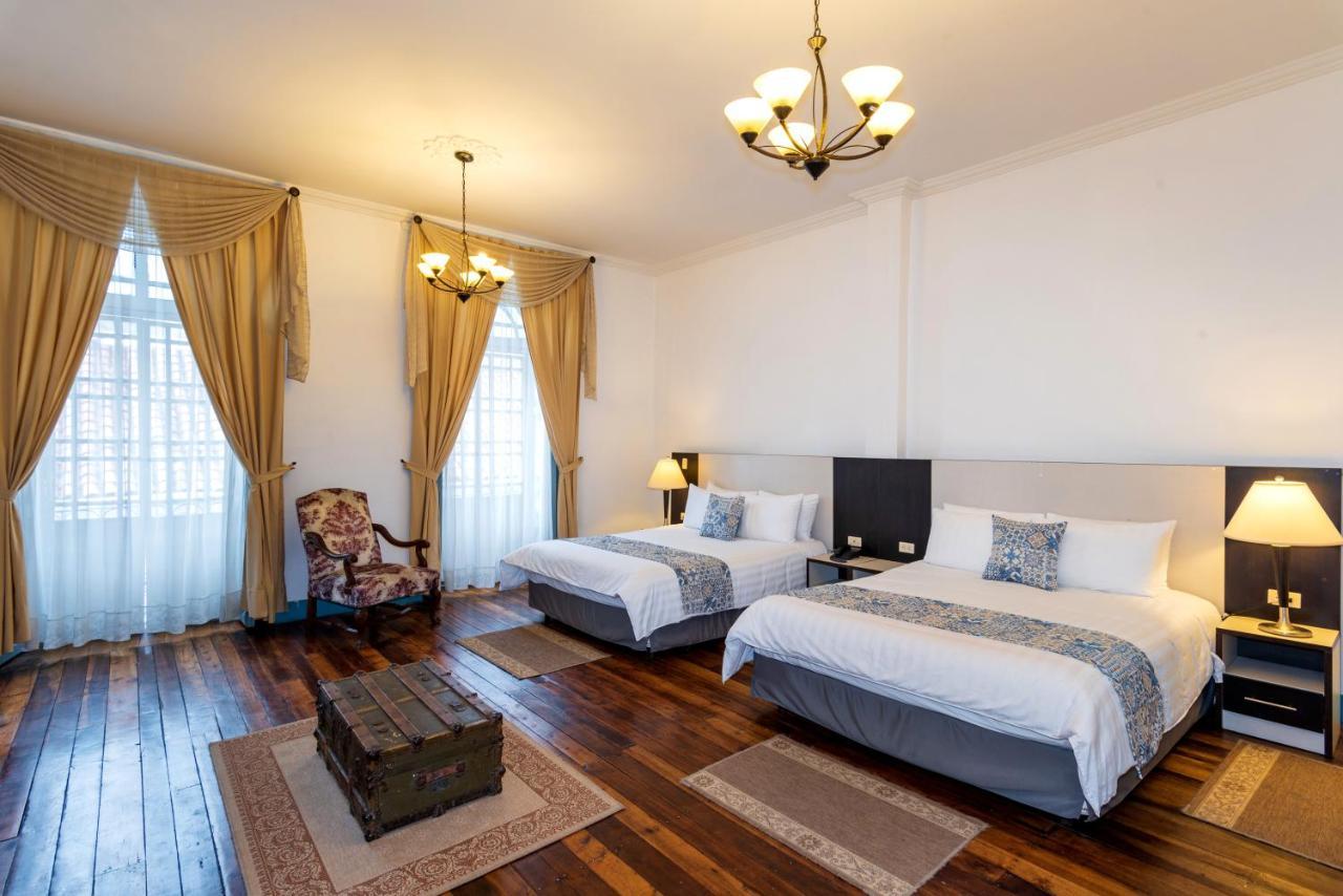 Del Parque Hotel & Suites Куэнка Экстерьер фото
