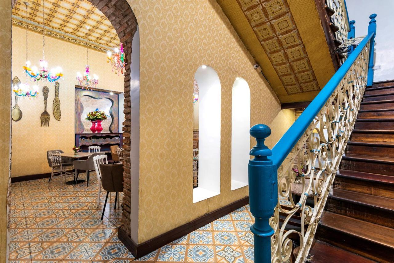 Del Parque Hotel & Suites Куэнка Экстерьер фото
