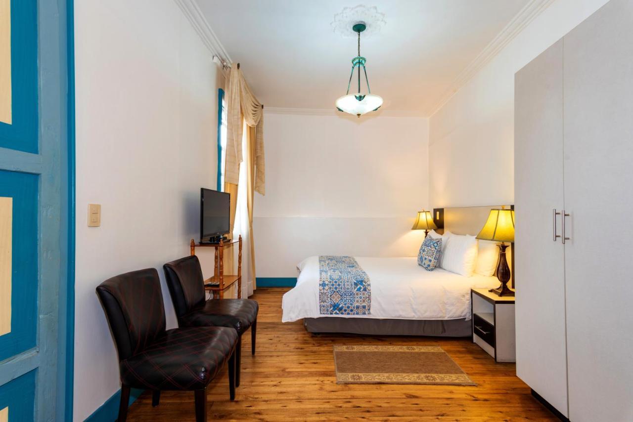 Del Parque Hotel & Suites Куэнка Экстерьер фото